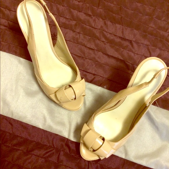 Nude pleather heels