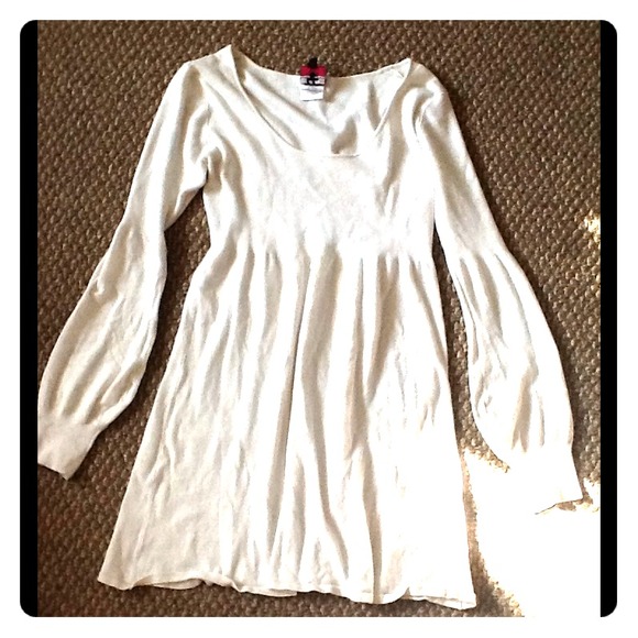 ✴️REDUCED✴️Ivory Sweater Dress Perfect for Fall!