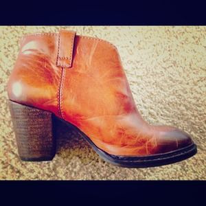 Steve by Steve Madden "Frisky" bootie