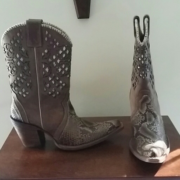 Genuine Cuadra leather boots
