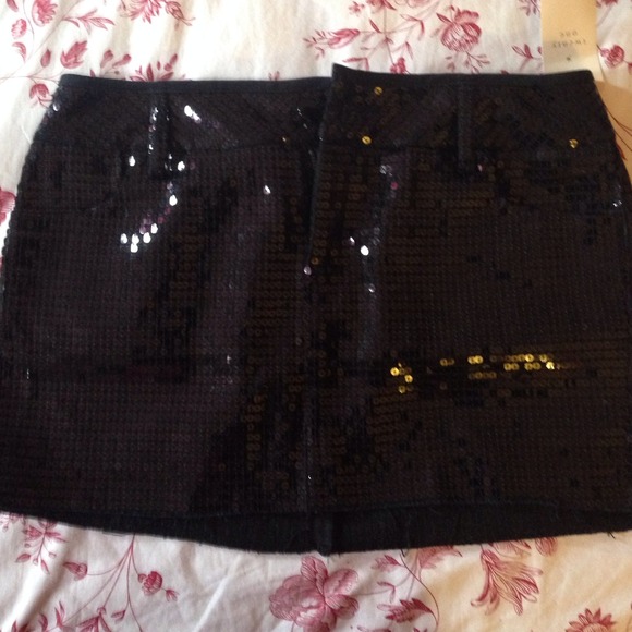 Sequence skirt
