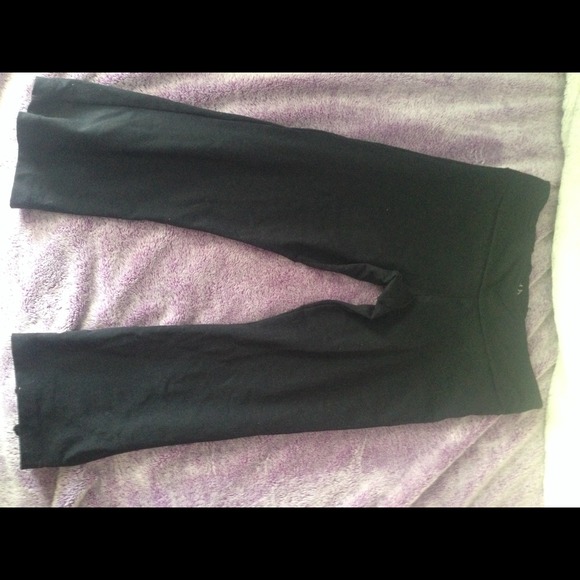 Nux workout crops.