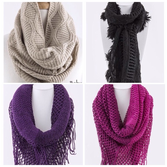 Accessories - 🎅BUNDLE🎅 FOR SELINA