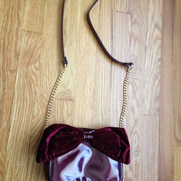 Shoulder bag