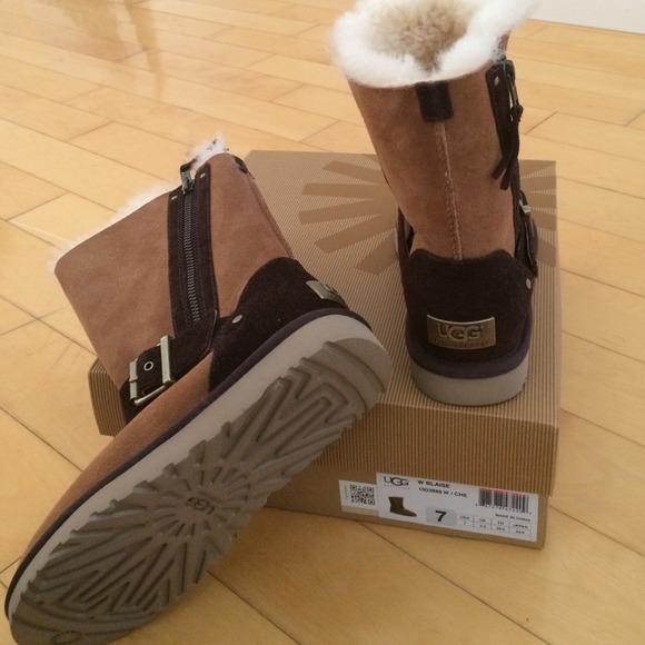 UGG - Picture 4 of 4