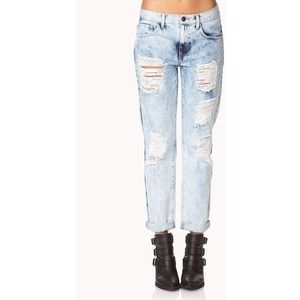 Forever 21 light wash boyfriend jean