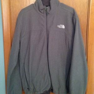 ✨SOLD IN BUNDLE✨ Men's North Face