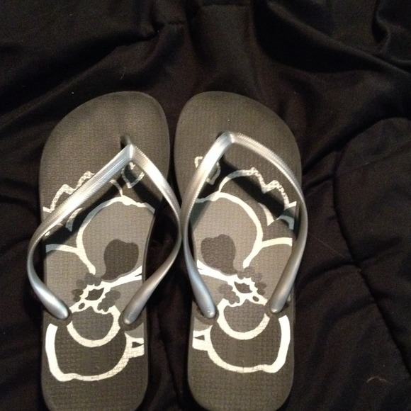 Old navy flip flops