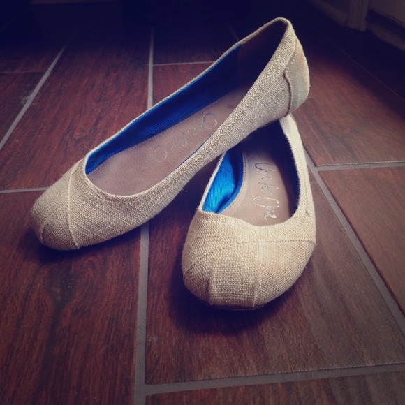 Toms Alessandra one to one ballet flat