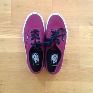 Vans -burgundy vans