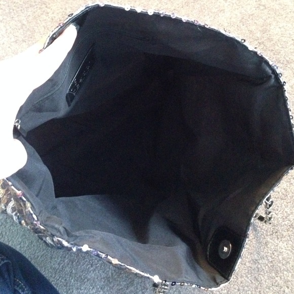 SOLD!! Leopard sequin tote bag - Picture 3 of 4