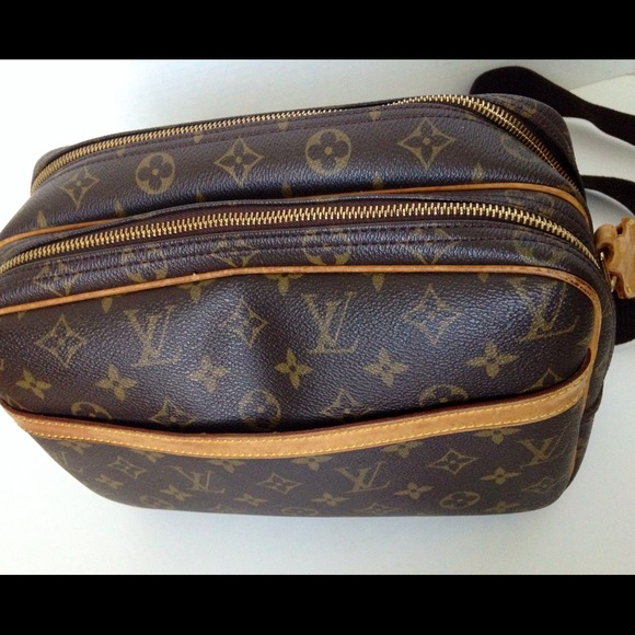 ⛔️SOLD⛔️LV Reporter PM more photos - Picture 2 of 4