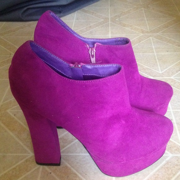Fuchsia Platform Ankle Boots size 9