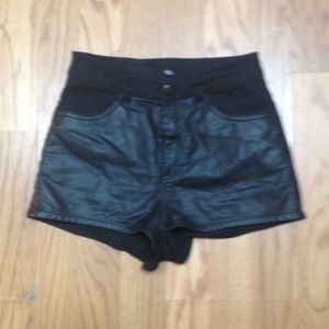 high waisted pleather shorts💰