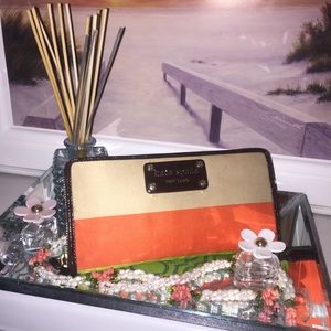💥4HR STEAL💥💯 Authentic Kate Spade wallet.Was$55