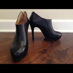 **REDUCED**Nine West Booties