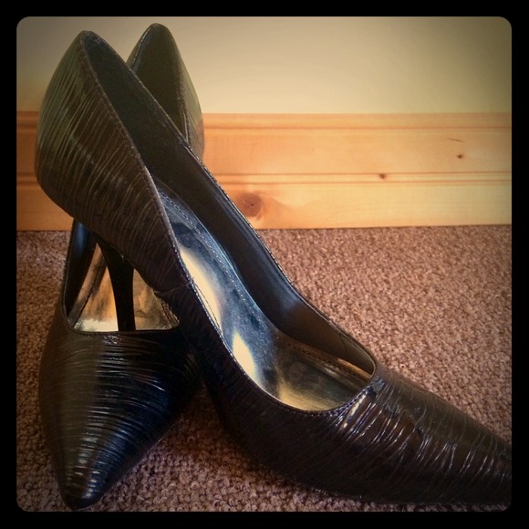 Black point toe heels - Picture 1 of 4
