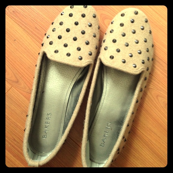Studded flats
