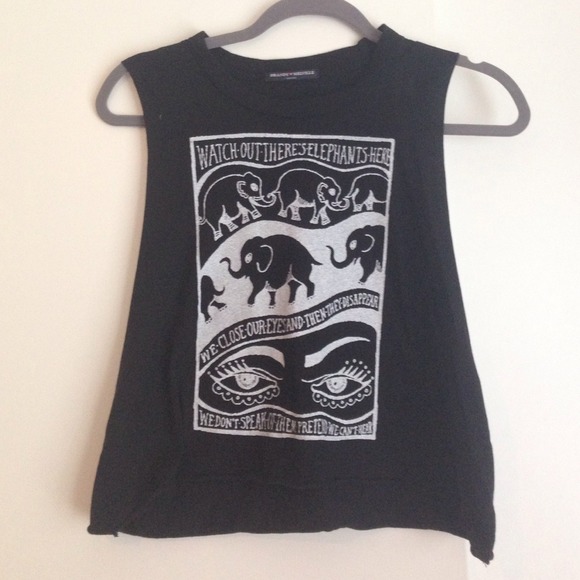 Brandy cut off t-shirt