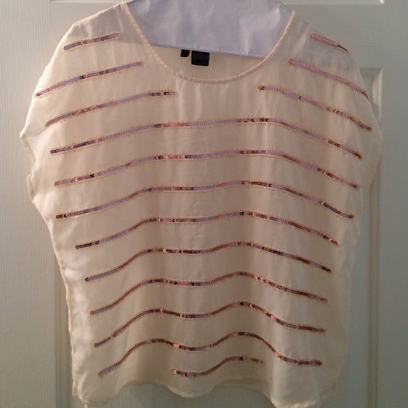 Cute sequin shirt