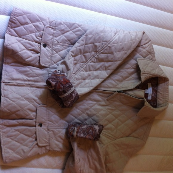 Beige quilted jacket with peplum