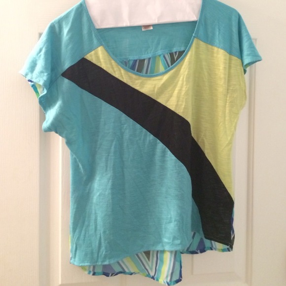 Chevron top