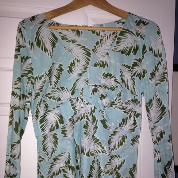 🎀Beautiful Ann Taylor Loft blouse🎀