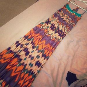 Aztek Print Maxi Dress 👗🎀👑
