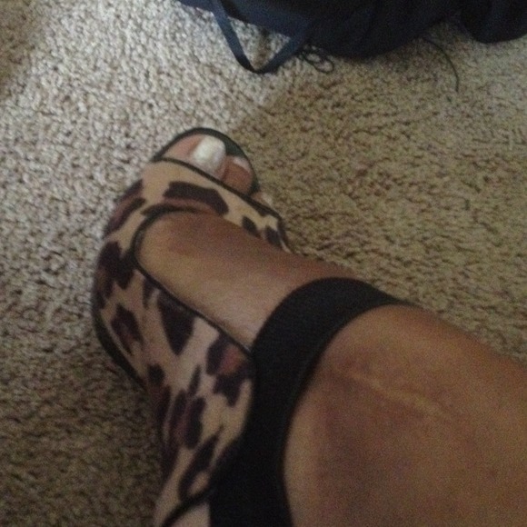 Cheetah print heel