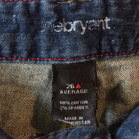 Lane Bryant Jean Capris sz 26 slightly distressed - Picture 4 of 4