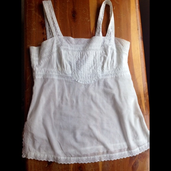 INC white flowy top