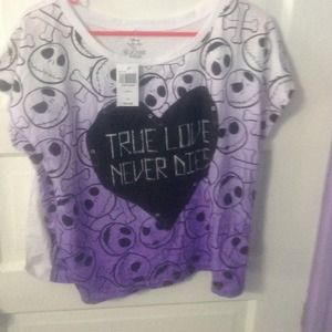 "True Love Never Dies" top NEW W/ TAGS