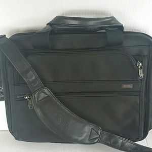 BLACK TUMI LAPTOP BAG IN NYLON