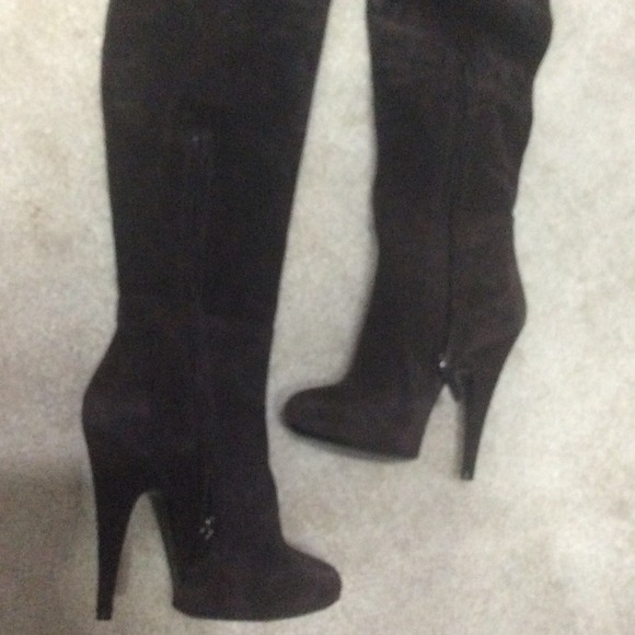 Givenchy thigh high brown suede boots - Picture 2 of 2