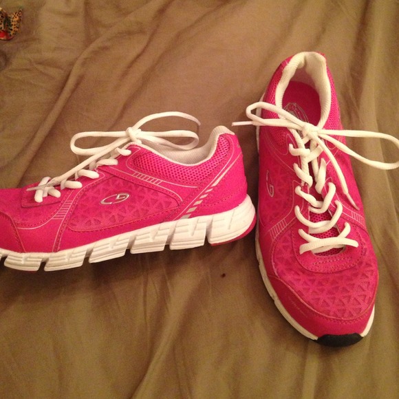 🚫TRADED🚫 Bright fuchsia running shoes