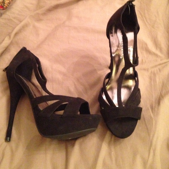 Black strappy heels