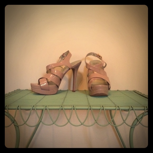 Jessica Simpson Nude Patent Pump