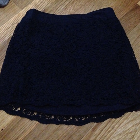 Abercrombie & Fitch Dresses & Skirts - Navy Lace Abercrombie Skirt