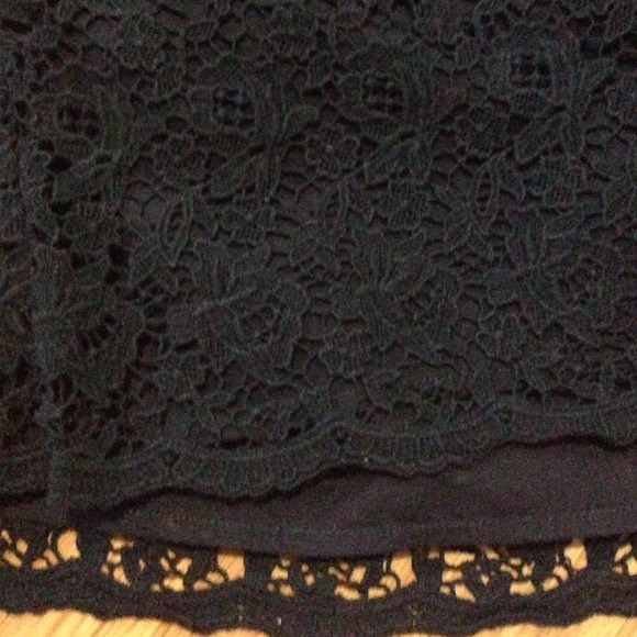 Navy Lace Abercrombie Skirt - Picture 2 of 4