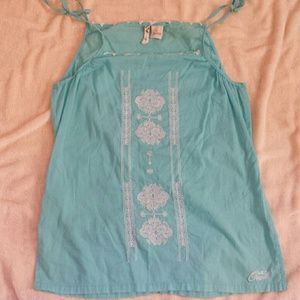 Teal tank top with crochet design
