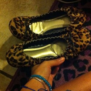 Leopard print flats