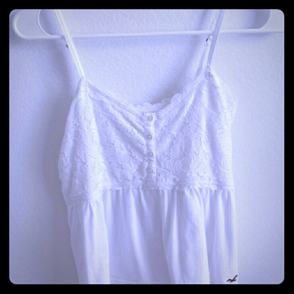 XS Hollister Top
