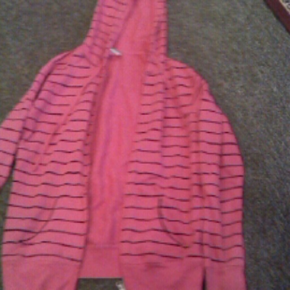 Cute pink & black jacket - Picture 2 of 3