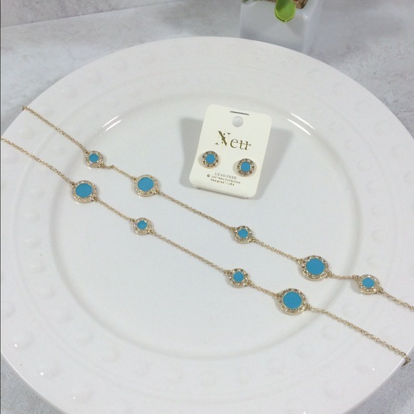 Turquoise Circles Layering Necklace - Picture 2 of 2
