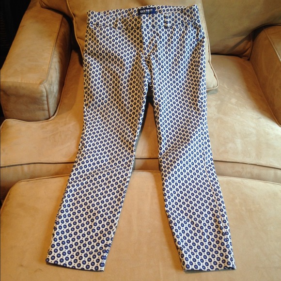 Old Navy skinny ankle pants