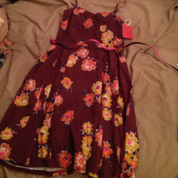 🚫TRADED🚫 Beautifully fitted purple dress