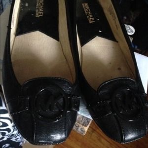 Michael kors black flats used only few times