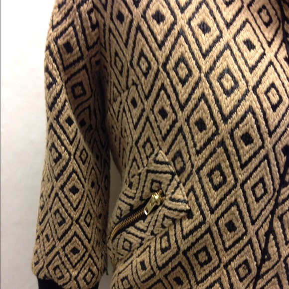 ❌SOLD❌ Lauren Moffatt pattern bomber jacket - Picture 3 of 4