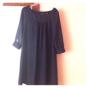 Adorable knee length blue dress from H&M!
