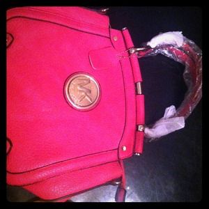 MK faux bag. So realistic great material